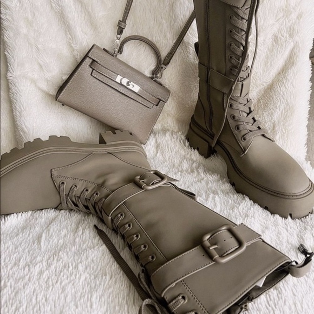 Zara Green Waxed Finish Laced Boots